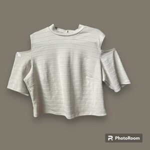 🔥 1 For 1 Deal 🔥 Peach & White Ashley Stewart Cold Shoulder Crop Top